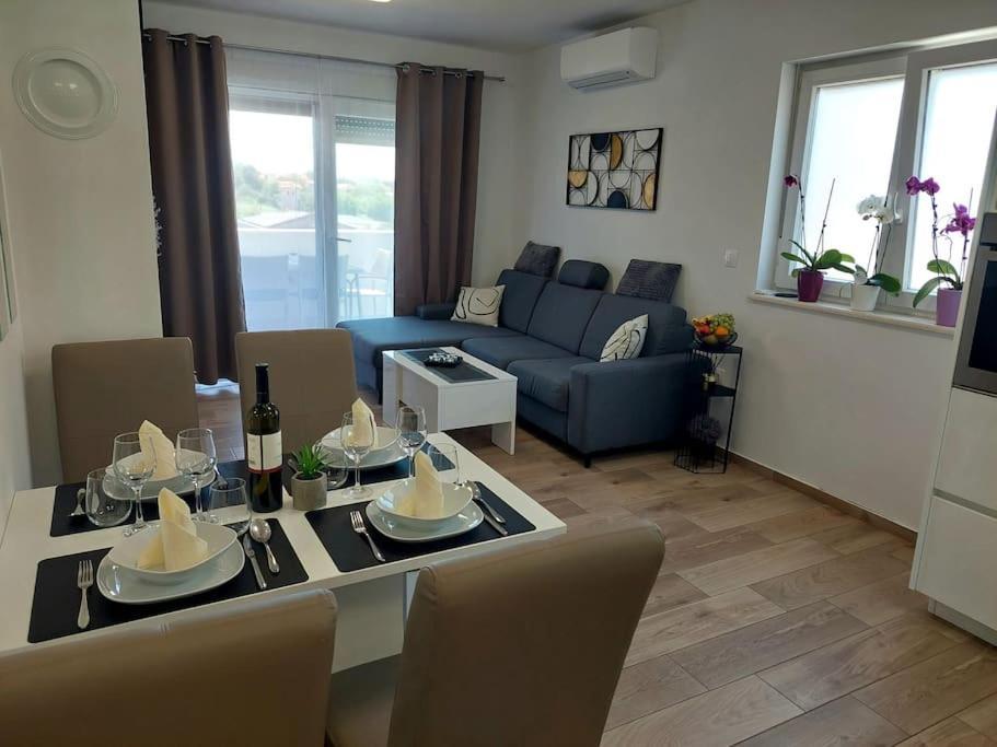 Valux Apartman Pula Exterior foto