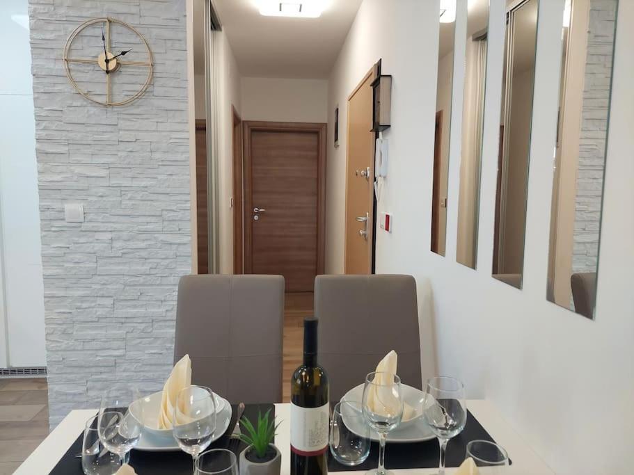 Valux Apartman Pula Exterior foto